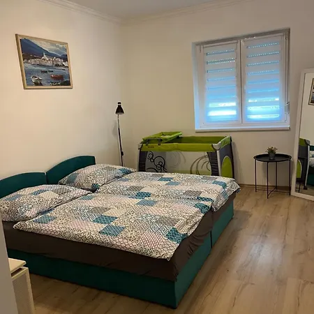 Kelemen Apartment